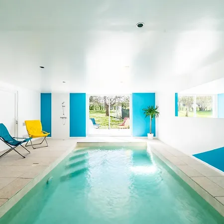 Le Domaine D'ailleurs Holiday home *