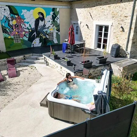 Le Domaine D'ailleurs Holiday home *