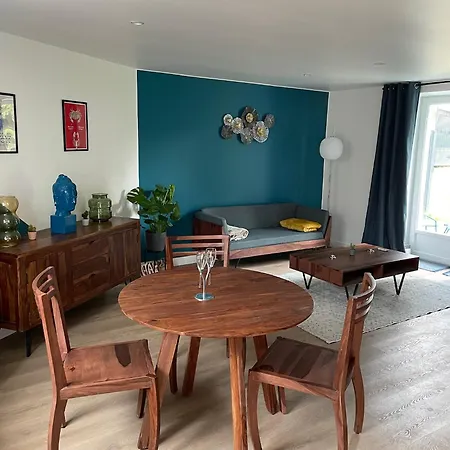 Holiday home Le Domaine D'ailleurs *