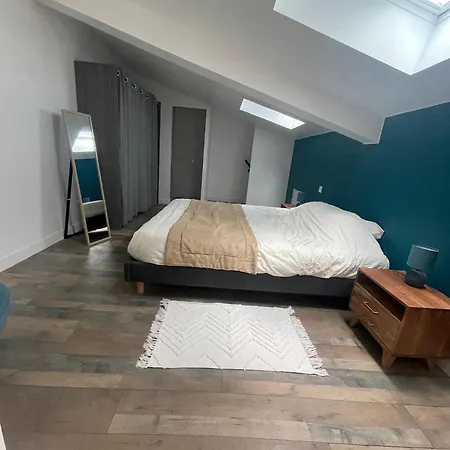 Holiday home Le Domaine D'ailleurs
