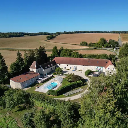 Le Domaine D'ailleurs Holiday home Cohan