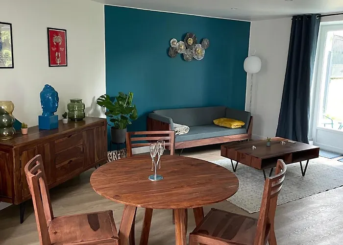 Holiday home Le Domaine D'ailleurs *